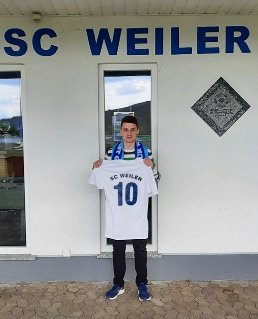 daniel schneider.jpg